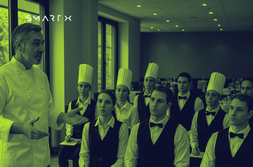 بررسی مراحل آموزش کارکنان رستوران + مطالعه چالش ها | اسمارت ایکس